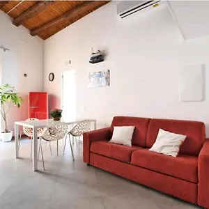 https://san-francesco-rooms-lt.sicilyhotelsitaly.net